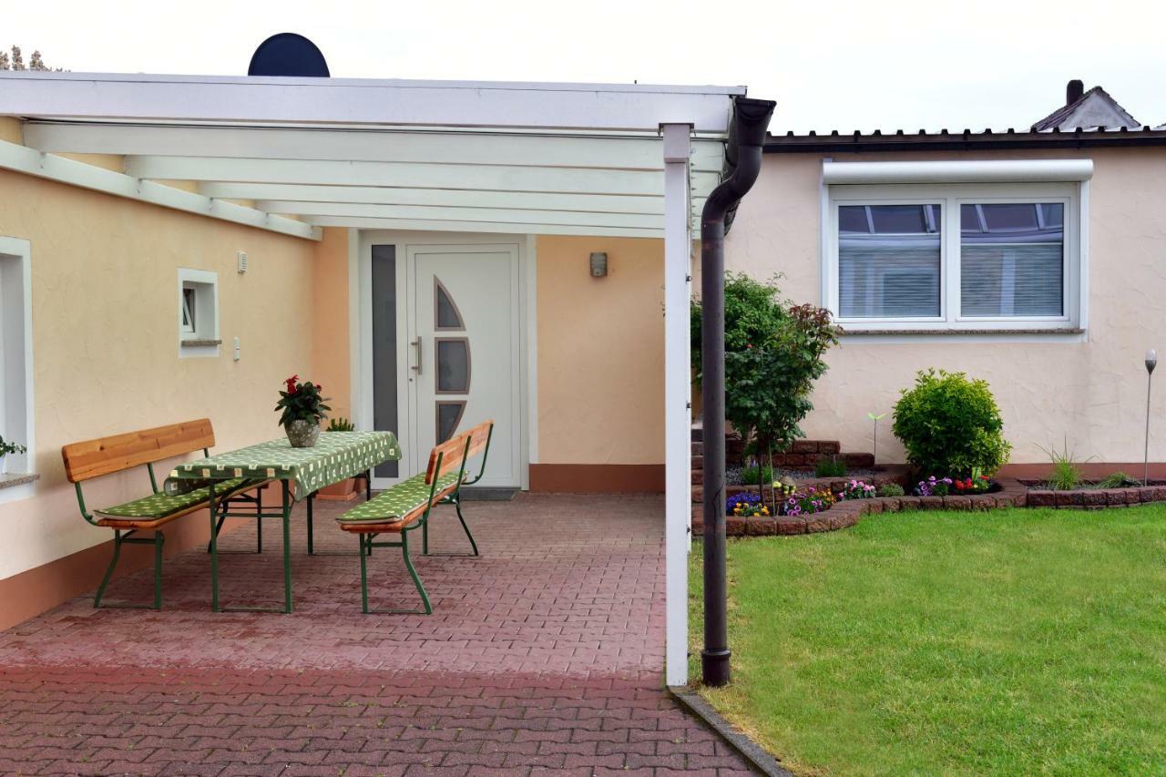Annis Wohnschloesschen Apartment Mainhausen Exterior foto